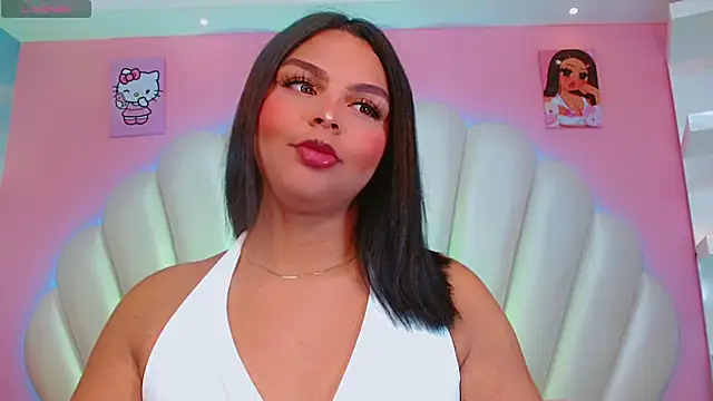 Maia Hotts online show from March 6, 11:37 am