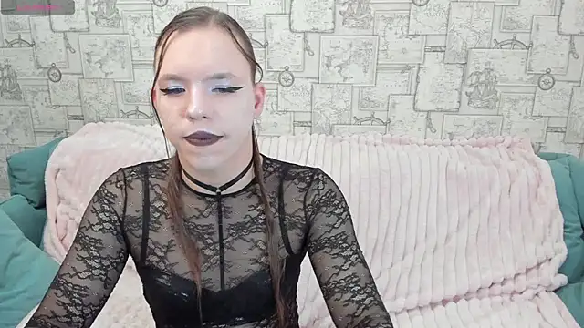 Madison dolly online show from May 7, 9:38 am