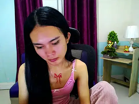 devine goddess online show from May 7, 5:20 pm