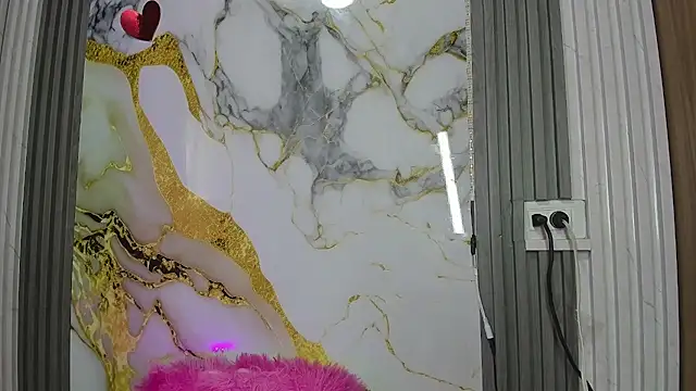 mlucreciasucker303av online show from March 16, 7:06 pm