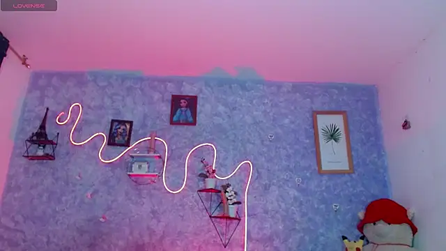 Everlin  Hot  online show from March 16, 5:44 am