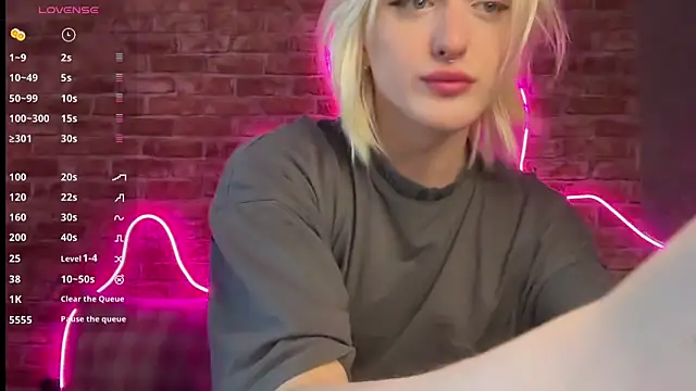 amiraMsk online show from February 5, 1:49 pm