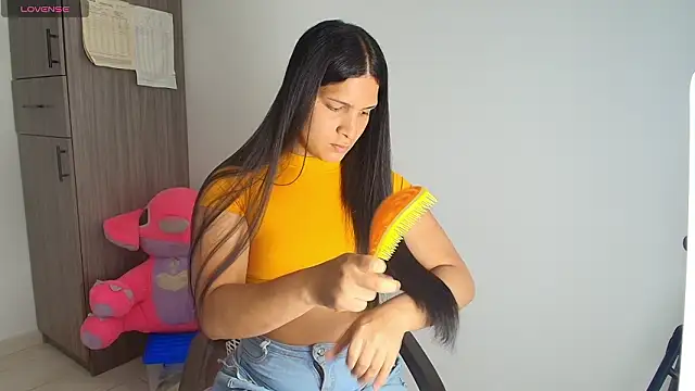 alys love online show from March 21, 6:34 pm