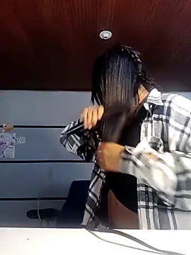 MeelFox online show from February 25, 12:10 pm