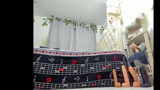 sweet supreme online show from March 12, 10:48 pm