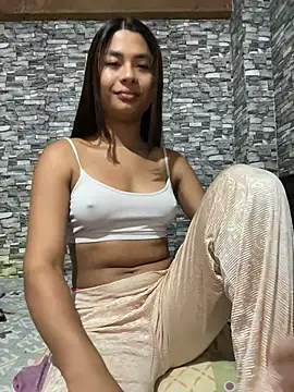 Romie rous online show from May 18, 6:46 pm