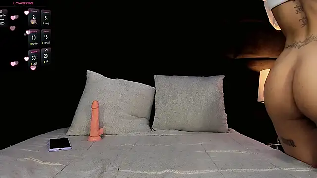 CuteMiaaa online show from May 2, 10:04 pm