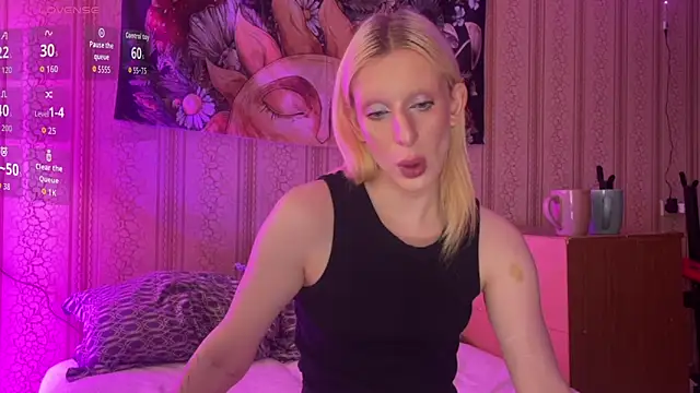 LexieWintour online show from February 15, 10:03 am