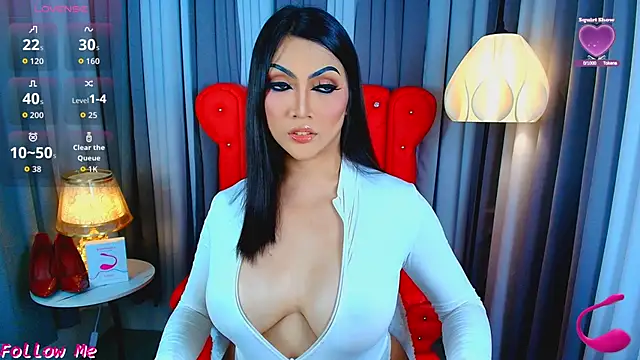 Laureen Hilton online show from May 18, 11:27 am