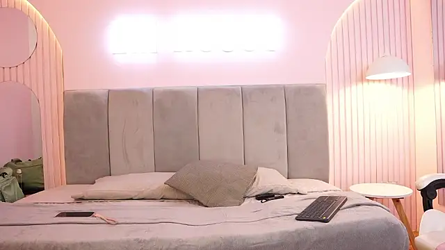 Luxa Velvet online show from March 26, 1:15 pm