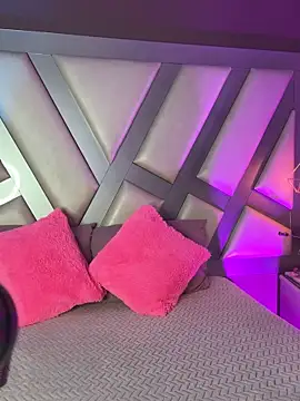 Ashleeyprincess01 online show from June 2, 12:51 pm
