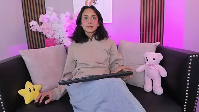 Elisasue online show from August 8, 4:52 am