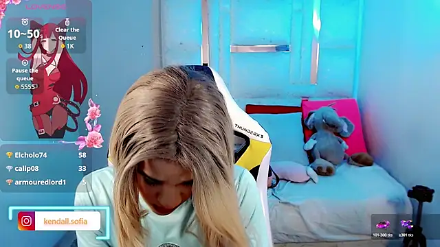 Sophiaa doll  online show from March 27, 3:42 am