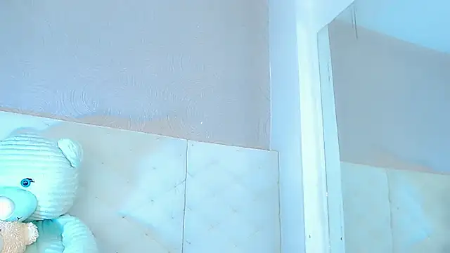 catriona queen16 online show from April 14, 4:06 am