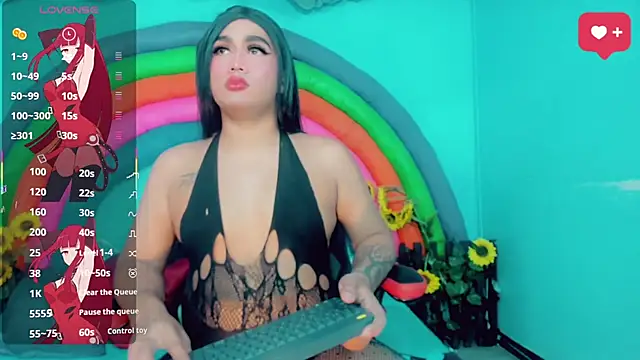 samantha  paez online show from May 2, 3:33 am