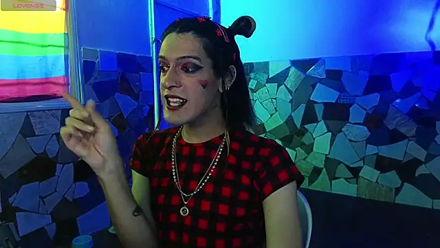 Chuy xXx online show from May 4, 7:30 pm