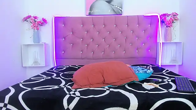 Scarleth sin online show from May 8, 9:22 pm