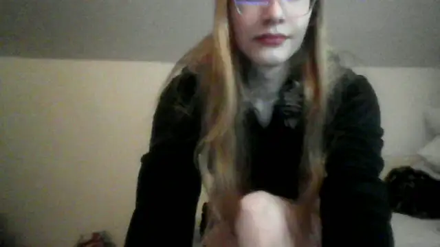 femboykittyxo online show from May 18, 10:37 pm