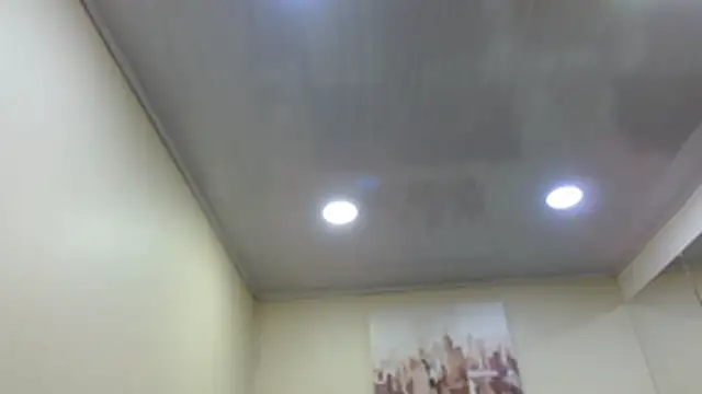 ValerieLyon  online show from June 12, 10:42 pm