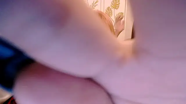 bigcock francine online show from June 14, 12:44 am