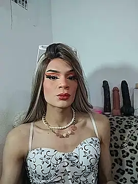 Alaysha Taylor online show from May 24, 4:42 am