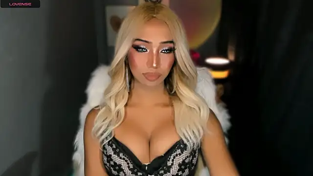 Attractive Goddess Isla online show from June 13, 5:13 pm