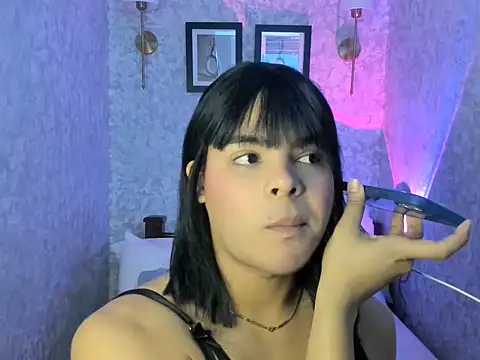 emily rosue  online show from July 16, 3:12 am