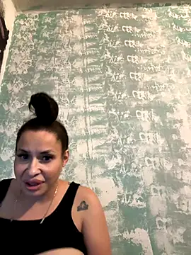 imisamoore69 online show from October 12, 7:49 pm