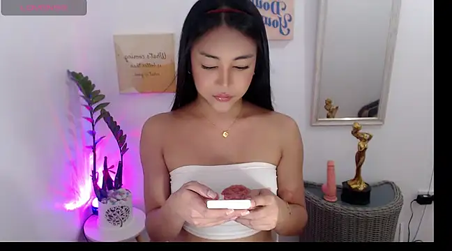 AsianMariaTs online show from March 14, 12:12 pm