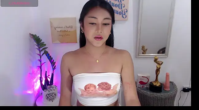 AsianMariaTs online show from March 21, 11:01 am