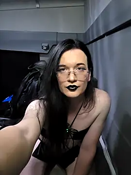 HotysimeHot1 online show from April 7, 8:21 pm