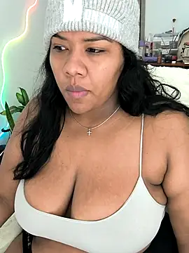 paola091 online show from April 9, 11:27 am