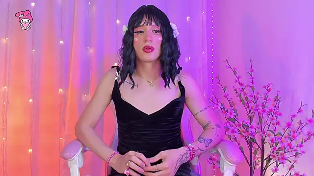 rosseblondee online show from March 10, 3:32 am