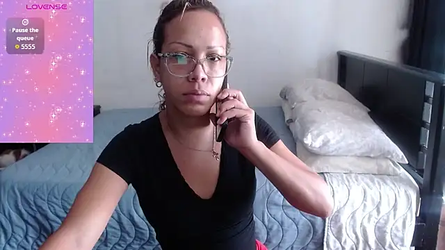 sensual nataliee online show from March 25, 2:44 pm