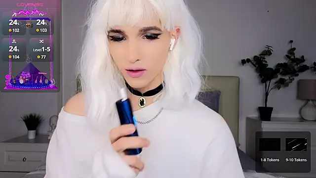 HelenSpellman online show from December 14, 11:34 pm