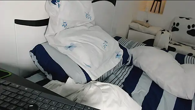 yina-rosse online show from October 13, 8:42 pm