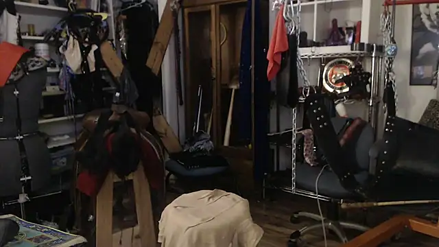 Transjoni online show from March 22, 11:00 am