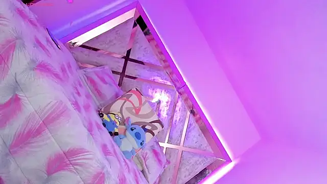 anapuala sexxx online show from February 17, 6:20 am