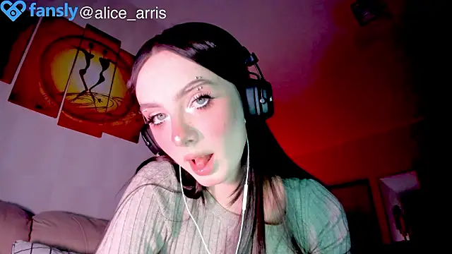 Alice  Aris online show from February 23, 4:43 pm