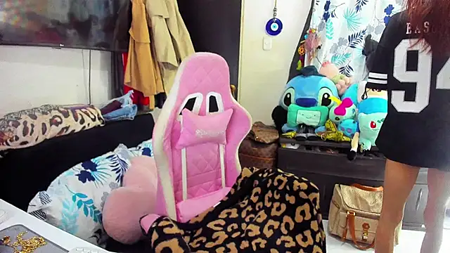 Lawrncesofiets online show from March 8, 4:39 pm