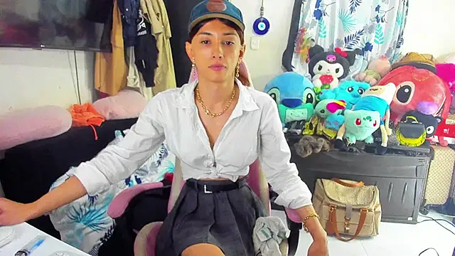 Lawrncesofiets online show from March 17, 9:19 pm