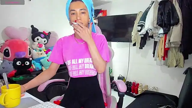 Lawrncesofiets online show from September 25, 5:42 pm