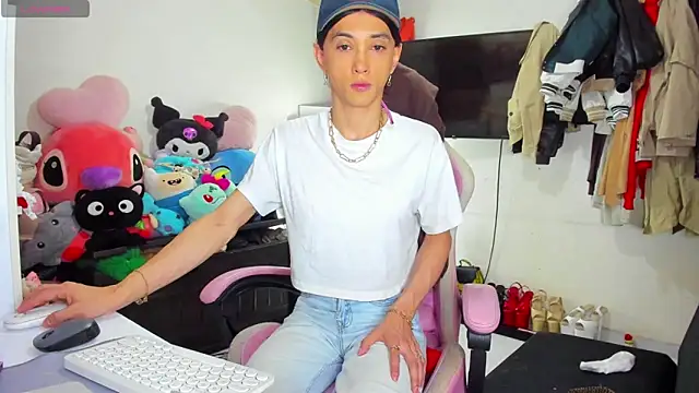 Lawrncesofiets online show from September 27, 7:01 pm