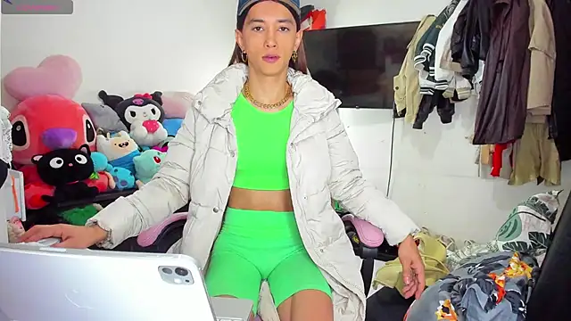 Lawrncesofiets online show from October 4, 3:46 pm