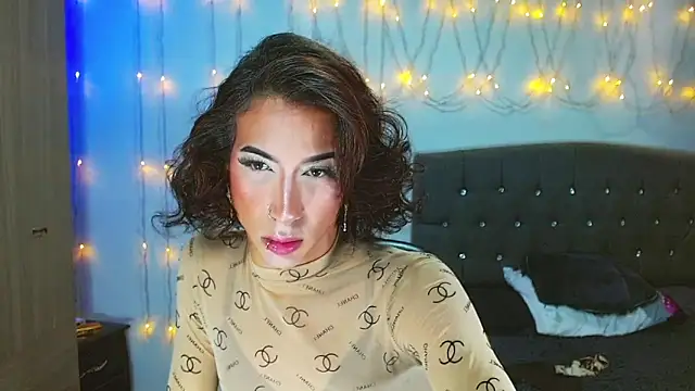 Kenisha Sweet online show from February 13, 4:07 am
