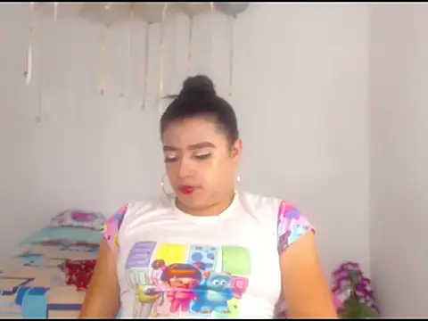 katrinawillff online show from February 24, 6:01 pm