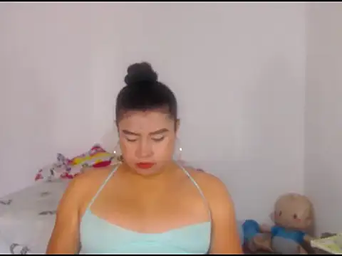 katrinawillff online show from March 28, 2:08 pm