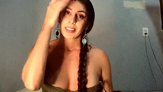 AlexiaDuucan online show from November 21, 5:25 pm