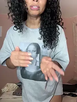 GabriSaenz online show from December 14, 10:28 pm