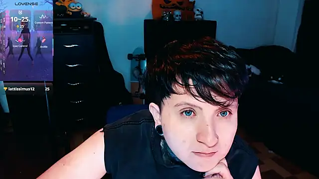 Marieblueeyes online show from October 21, 2:07 pm